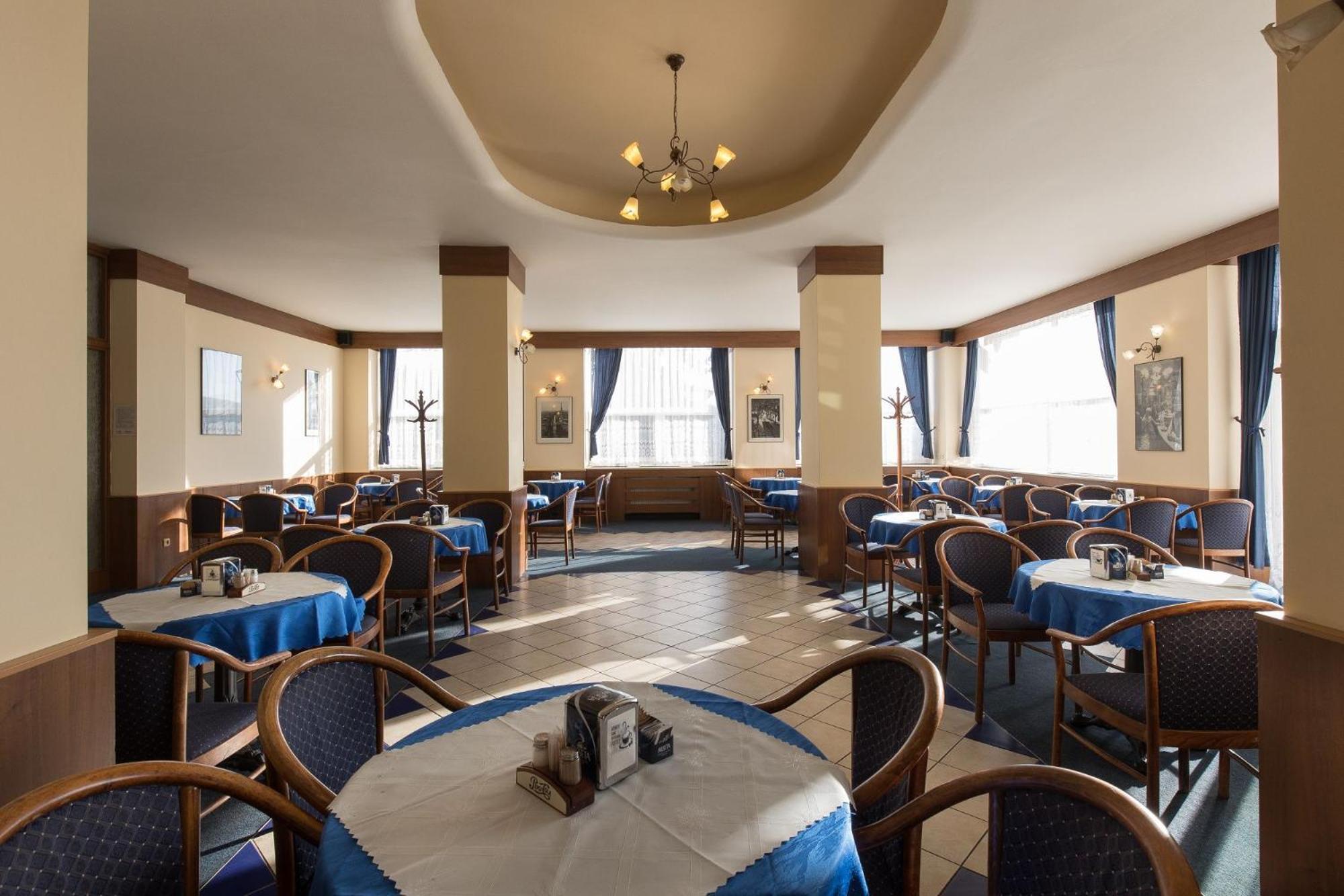 Hotel Belvedere Příbram מראה חיצוני תמונה
