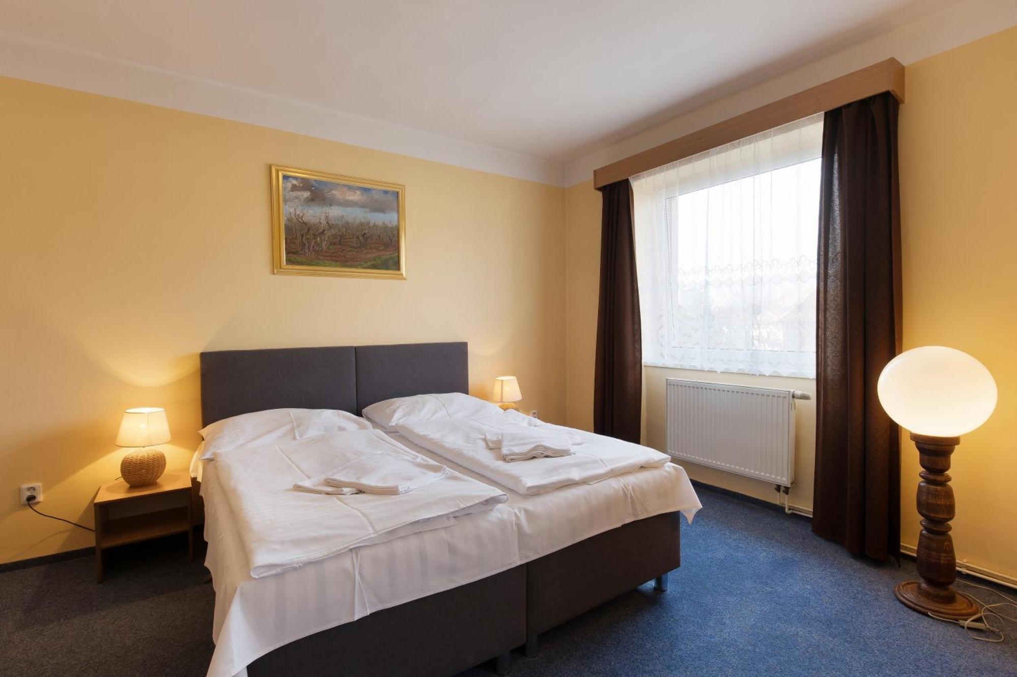 Hotel Belvedere Příbram מראה חיצוני תמונה